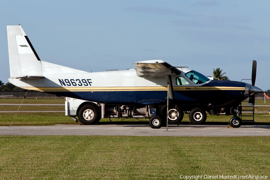 (Private) Cessna 208 Caravan I (N9639F) | Photo 513602