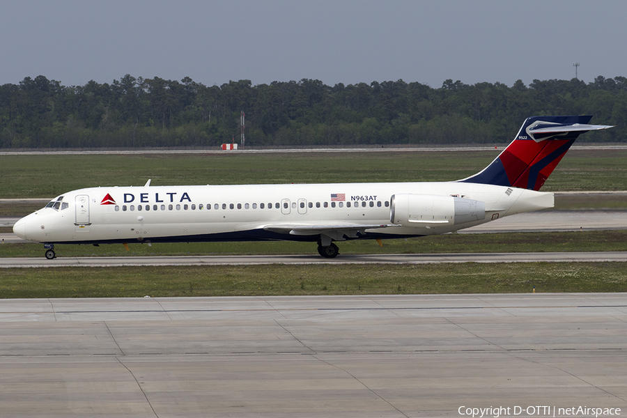 Delta Air Lines Boeing 717-2BD (N963AT) | Photo 537648