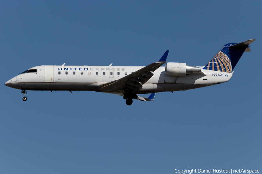 United Express (SkyWest Airlines) Bombardier CRJ-200LR (N963SW) | Photo 446851