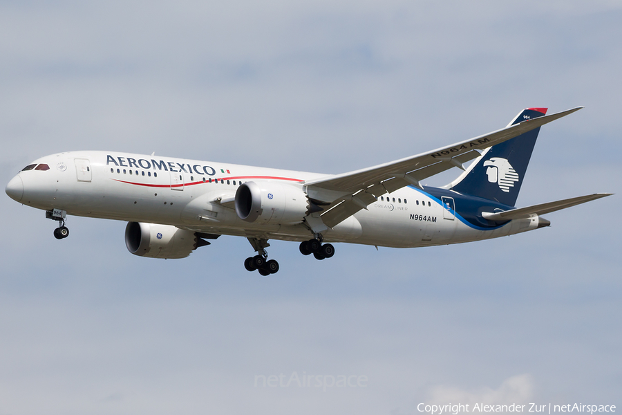 AeroMexico Boeing 787-8 Dreamliner (N964AM) | Photo 136337