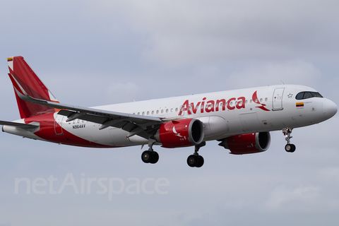 Avianca Airbus A320-251N (N964AV) at  Miami - International, United States