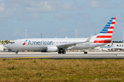 American Airlines Boeing 737-823 (N964NN) at  Miami - International, United States