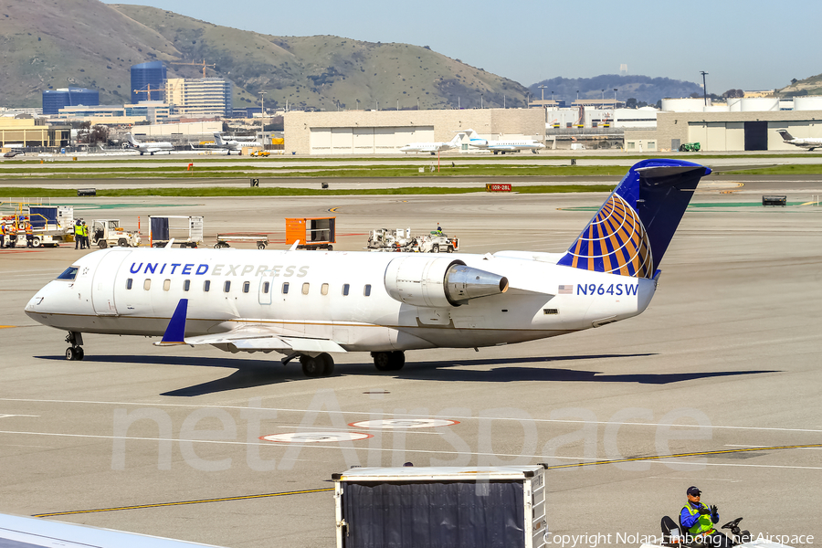 United Express (SkyWest Airlines) Bombardier CRJ-200LR (N964SW) | Photo 426709