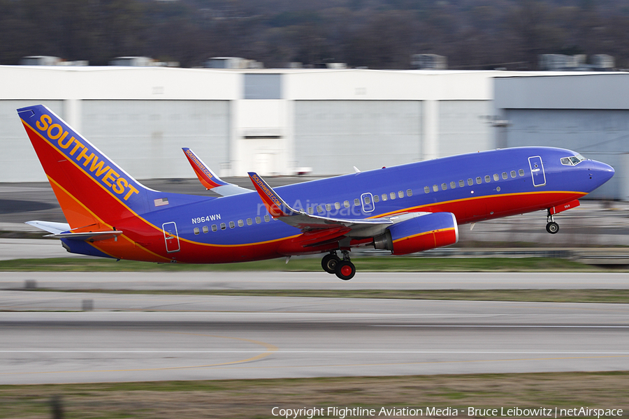 Southwest Airlines Boeing 737-7H4 (N964WN) | Photo 85523