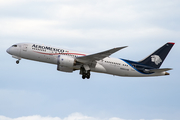 AeroMexico Boeing 787-8 Dreamliner (N965AM) at  New York - John F. Kennedy International, United States