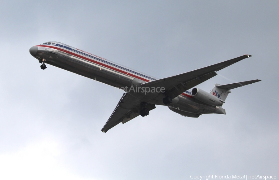 American Airlines McDonnell Douglas MD-83 (N965TW) | Photo 323427