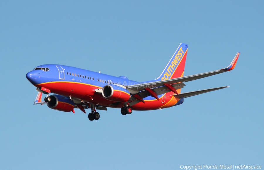 Southwest Airlines Boeing 737-7H4 (N965WN) | Photo 323428
