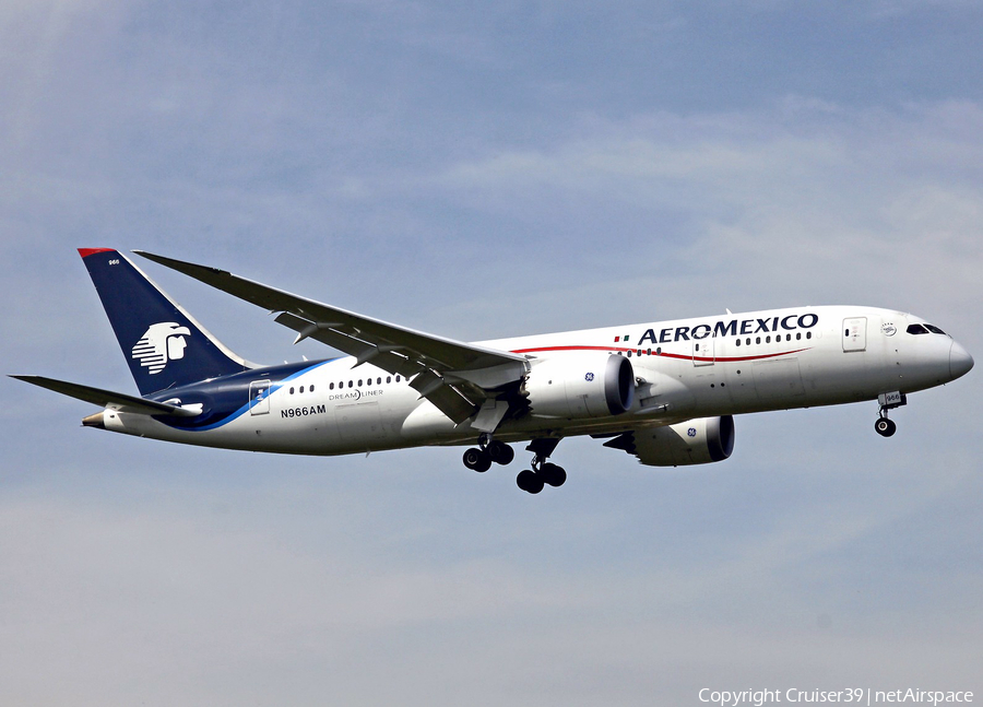 AeroMexico Boeing 787-8 Dreamliner (N966AM) | Photo 157650