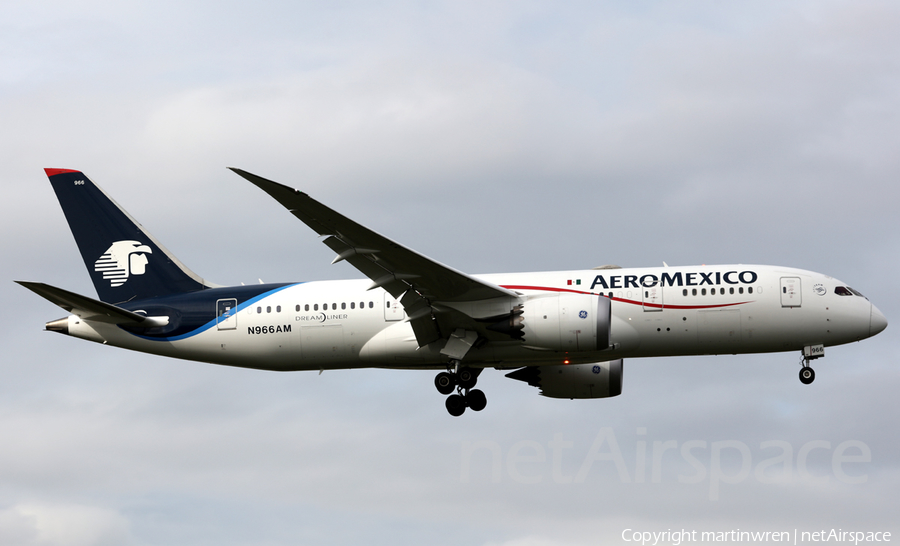 AeroMexico Boeing 787-8 Dreamliner (N966AM) | Photo 307195