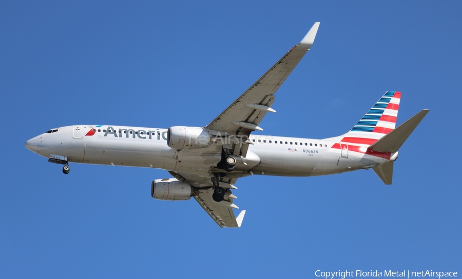 American Airlines Boeing 737-823 (N966AN) | Photo 323431
