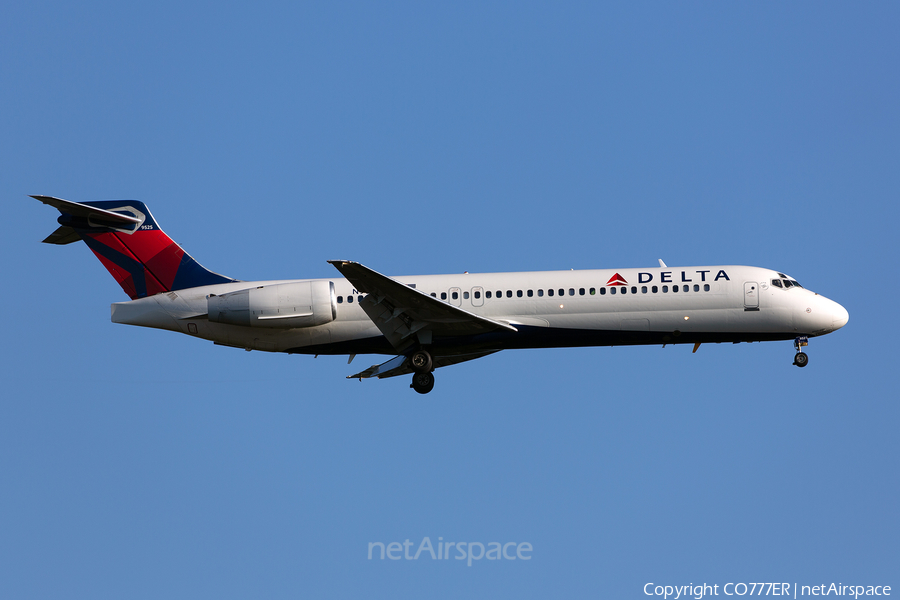 Delta Air Lines Boeing 717-2BD (N966AT) | Photo 420814