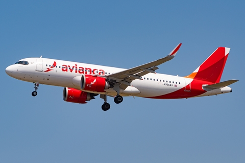 Avianca Airbus A320-251N (N966AV) at  Los Angeles - International, United States
