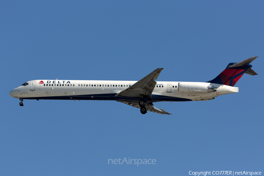 Delta Air Lines McDonnell Douglas MD-88 (N966DL) | Photo 222709