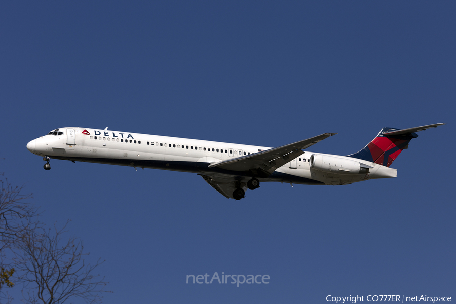 Delta Air Lines McDonnell Douglas MD-88 (N966DL) | Photo 506388
