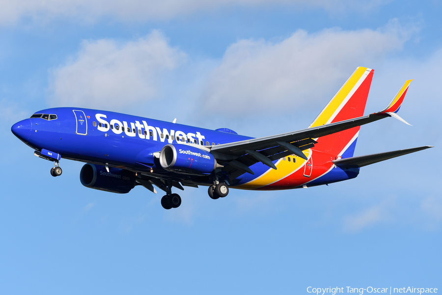 Southwest Airlines Boeing 737-7H4 (N966WN) | Photo 473478