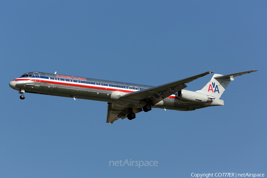 American Airlines McDonnell Douglas MD-83 (N9677W) | Photo 117905