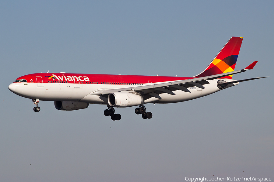 Avianca Airbus A330-243 (N967CG) | Photo 39316