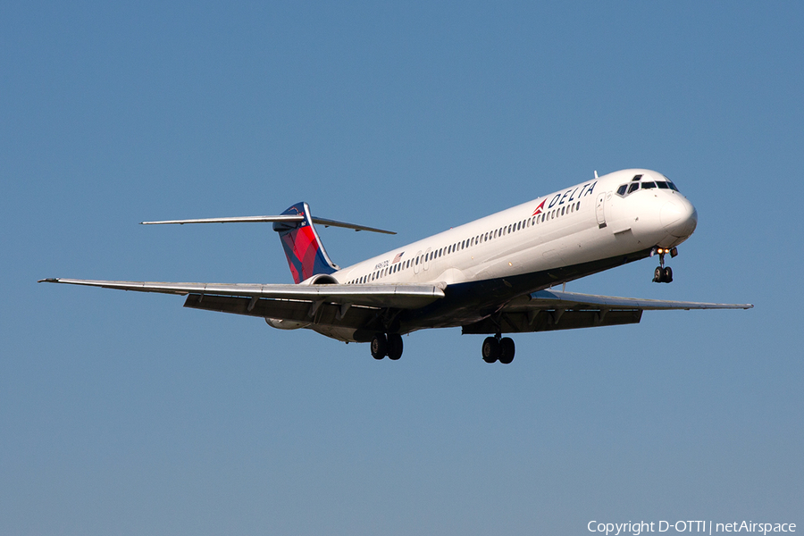 Delta Air Lines McDonnell Douglas MD-88 (N967DL) | Photo 386156