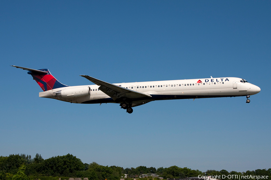 Delta Air Lines McDonnell Douglas MD-88 (N967DL) | Photo 386157