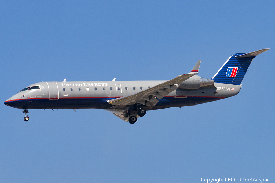 United Express (SkyWest Airlines) Bombardier CRJ-200LR (N967SW) | Photo 181733