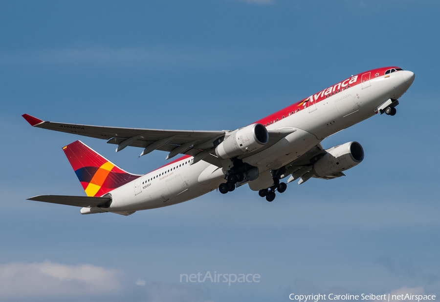 Avianca Airbus A330-243 (N968AV) | Photo 107920