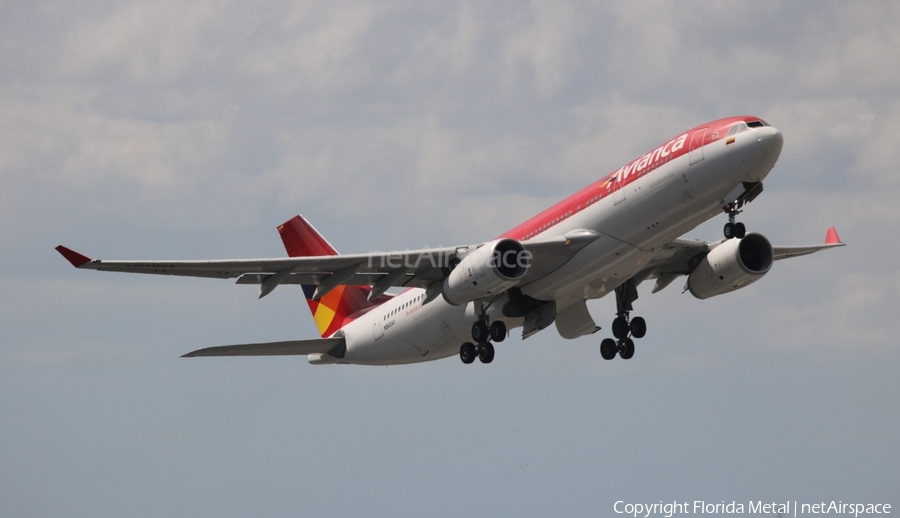 Avianca Airbus A330-243 (N968AV) | Photo 296110