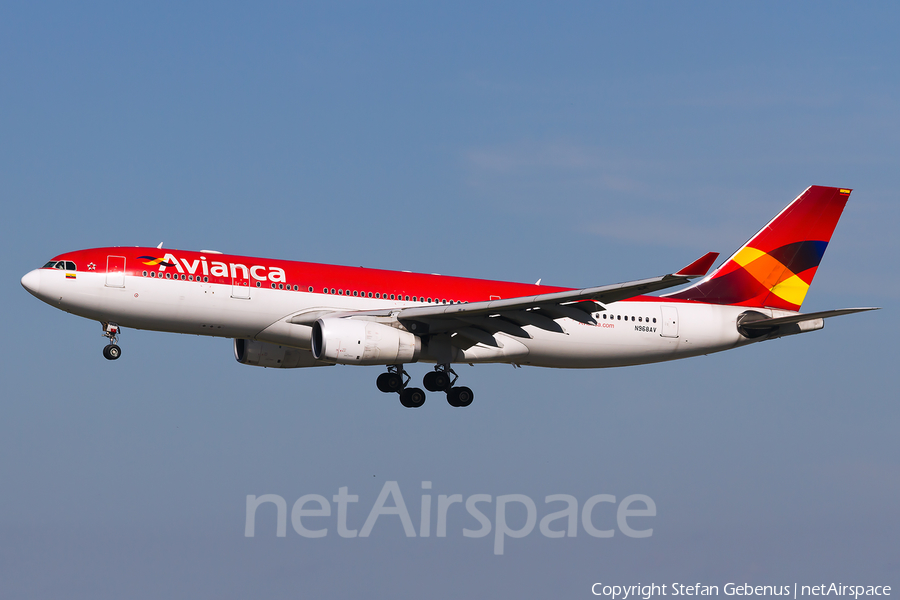 Avianca Airbus A330-243 (N968AV) | Photo 45946