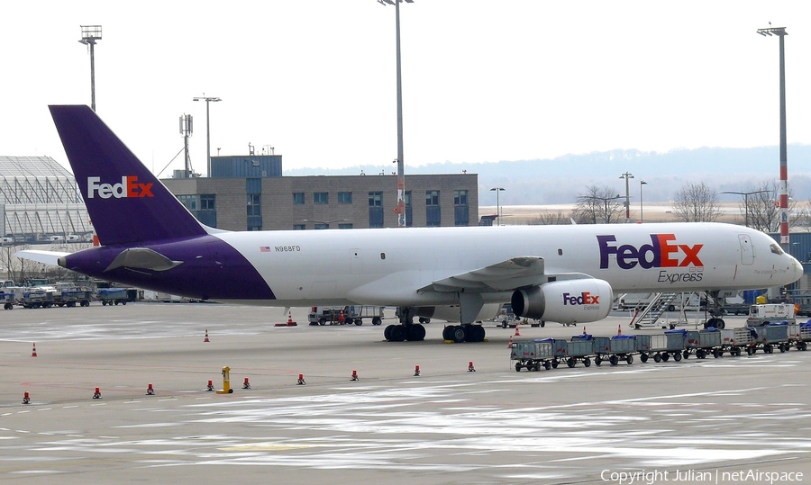 FedEx Boeing 757-28A(SF) (N968FD) | Photo 433080