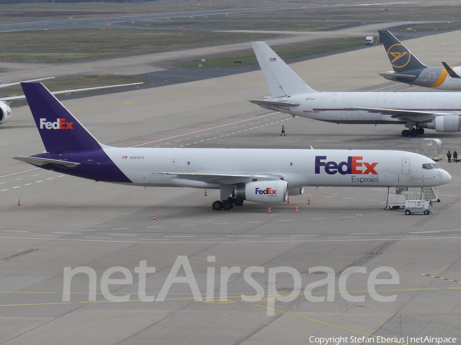 FedEx Boeing 757-28A(SF) (N968FD) | Photo 442838