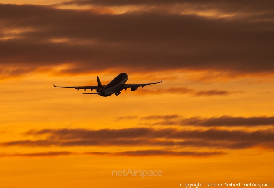 Avianca Airbus A330-243 (N969AV) | Photo 77673
