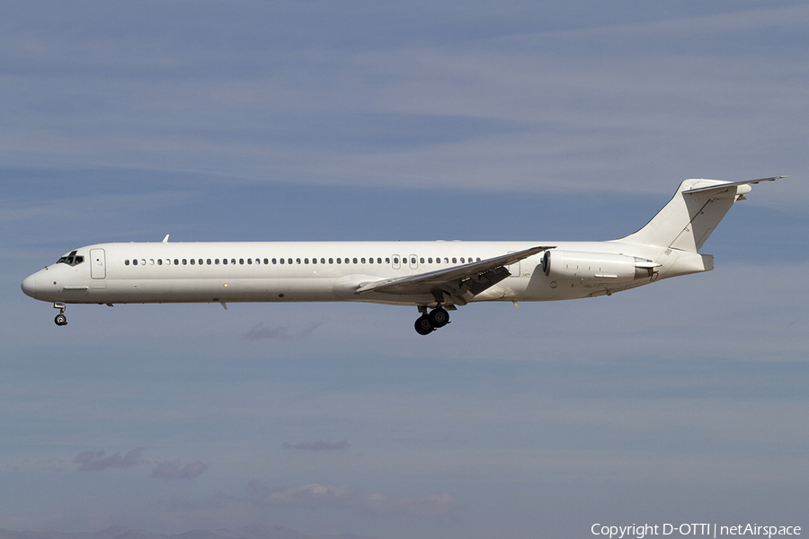 Ryan International Airlines McDonnell Douglas MD-83 (N969NS) | Photo 341756