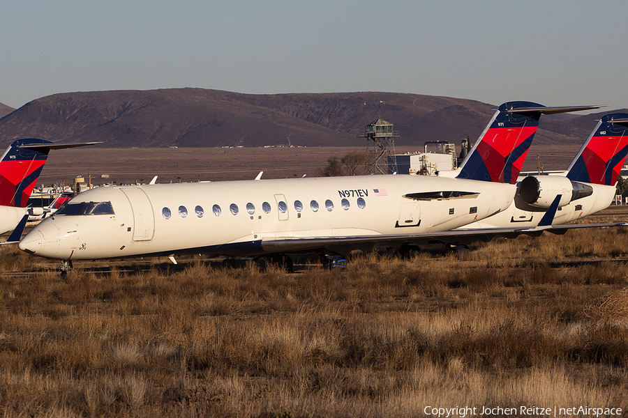 Delta Connection (ExpressJet Airlines) Bombardier CRJ-200ER (N971EV) | Photo 98357