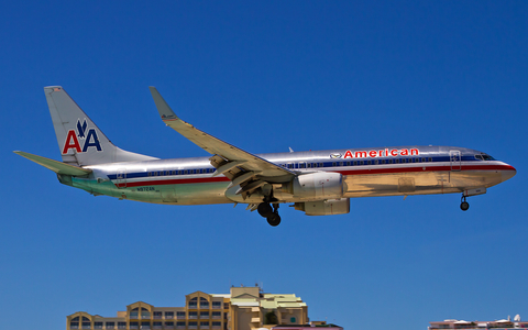 American Airlines Boeing 737-823 (N972AN) at  Philipsburg - Princess Juliana International, Netherland Antilles