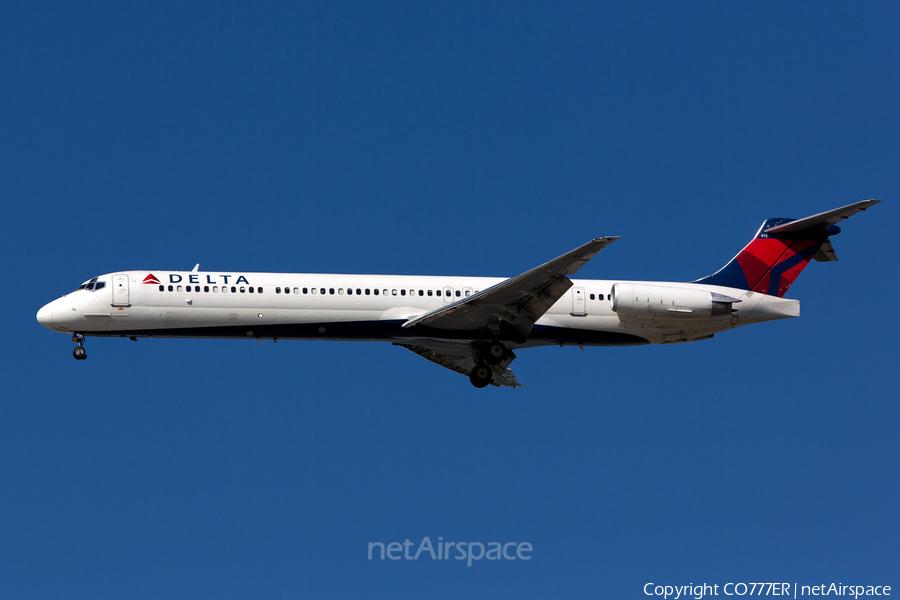 Delta Air Lines McDonnell Douglas MD-88 (N972DL) | Photo 150992