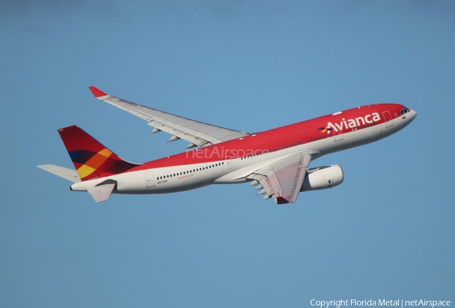 Avianca Airbus A330-243 (N973AV) | Photo 324615