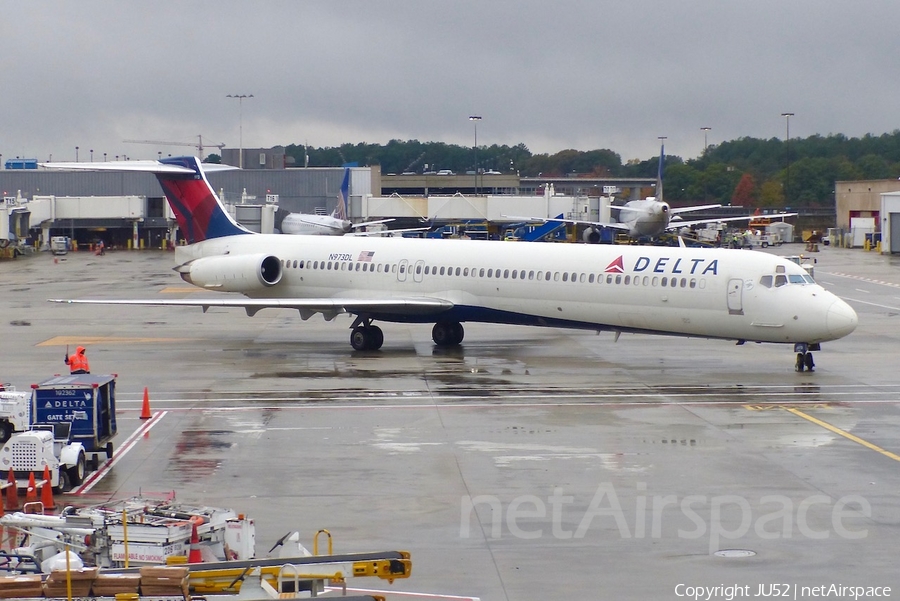 Delta Air Lines McDonnell Douglas MD-88 (N973DL) | Photo 292055