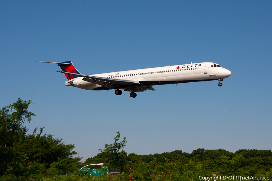 Delta Air Lines McDonnell Douglas MD-88 (N973DL) | Photo 386140