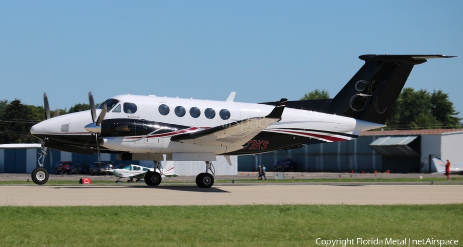 (Private) Beech King Air B300 (N973KS) | Photo 324619