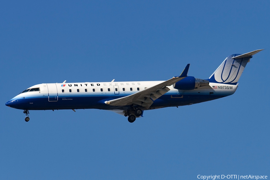 United Express (SkyWest Airlines) Bombardier CRJ-200LR (N973SW) | Photo 182343