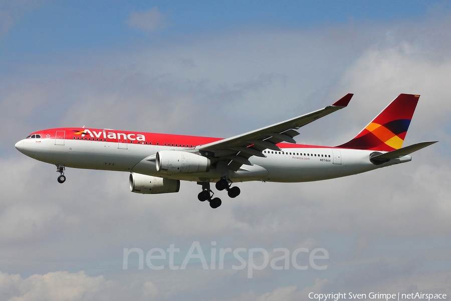 Avianca Airbus A330-243 (N974AV) | Photo 106659