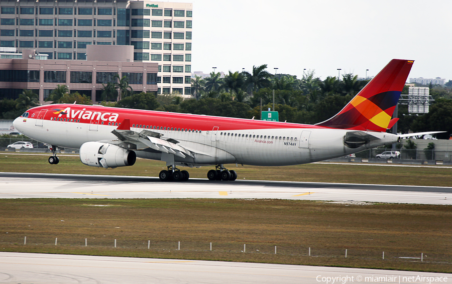 Avianca Airbus A330-243 (N974AV) | Photo 18664
