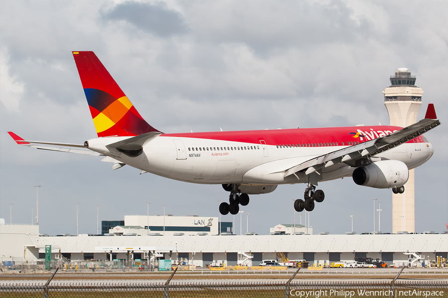 Avianca Airbus A330-243 (N974AV) | Photo 242142