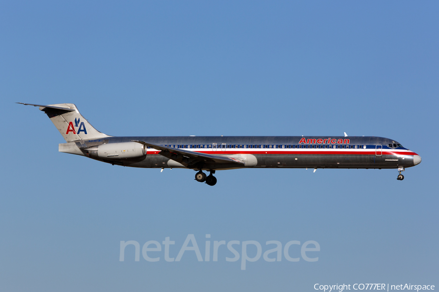 American Airlines McDonnell Douglas MD-83 (N974TW) | Photo 43664