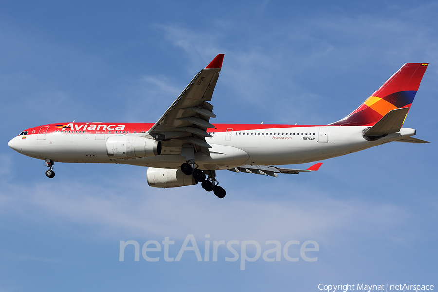 Avianca Airbus A330-243 (N975AV) | Photo 180727