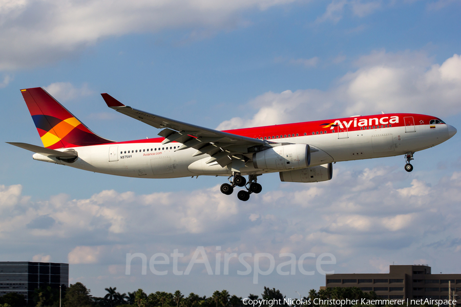Avianca Airbus A330-243 (N975AV) | Photo 122436