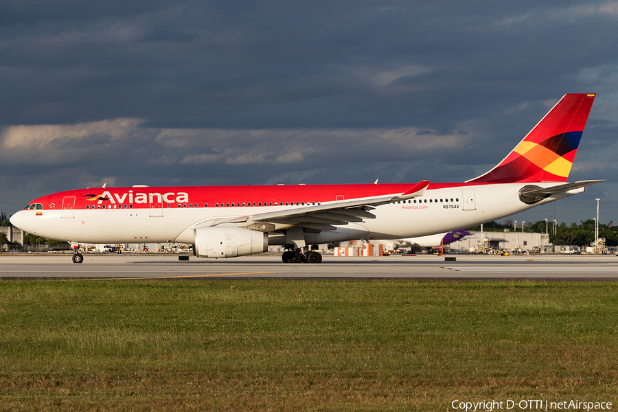 Avianca Airbus A330-243 (N975AV) | Photo 134517