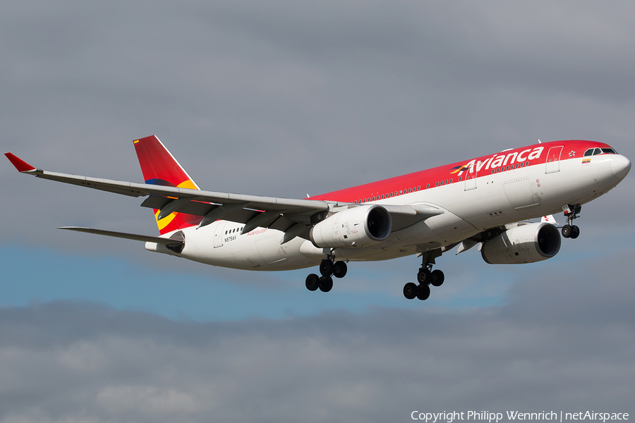 Avianca Airbus A330-243 (N975AV) | Photo 137610