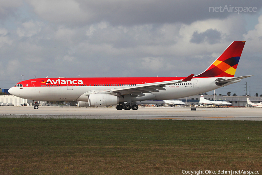 Avianca Airbus A330-243 (N975AV) | Photo 37093
