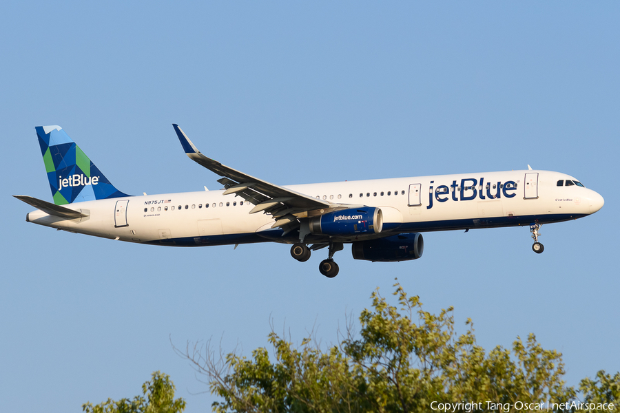 JetBlue Airways Airbus A321-231 (N975JT) | Photo 567204