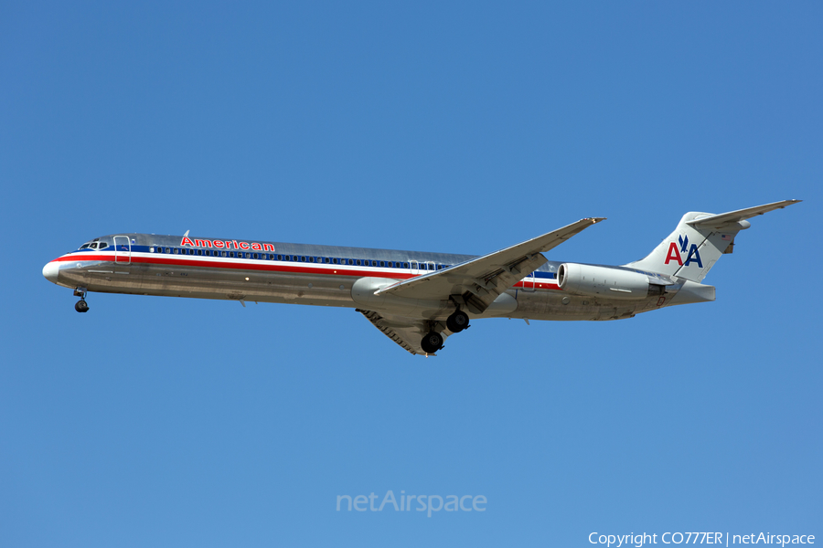American Airlines McDonnell Douglas MD-83 (N975TW) | Photo 81176